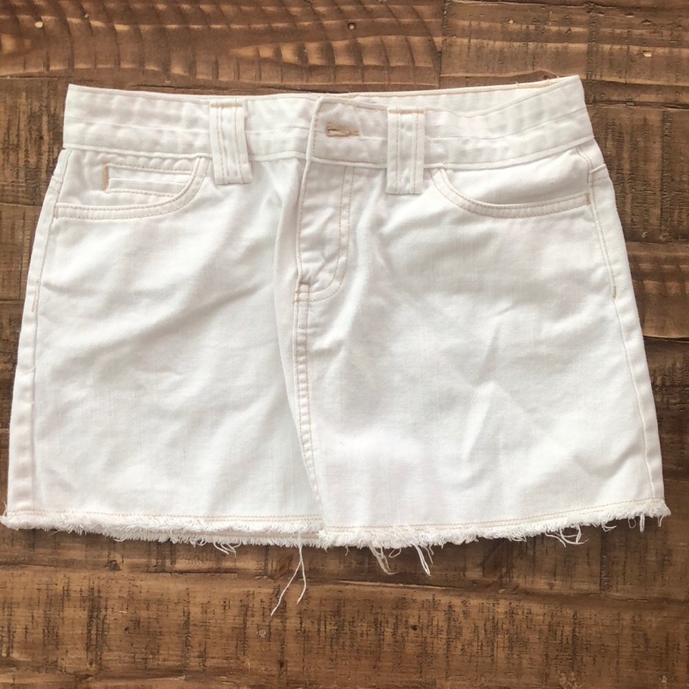 White denim skirt
